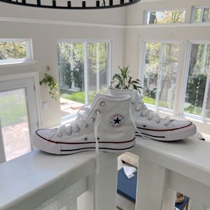 Converse high tops size 6 All Stars